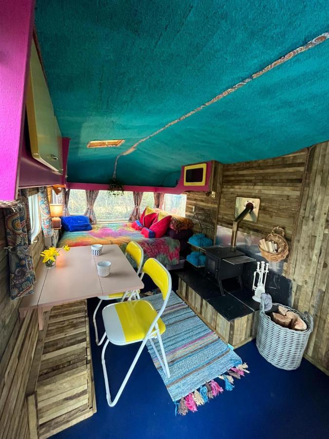 Budget Stay, In Lovely Private Setting With Rustic Charm, Log Burner, Fire Pit, Campers Kitchen & Eco Loo No Bedding Supplied Narberth Zewnętrze zdjęcie